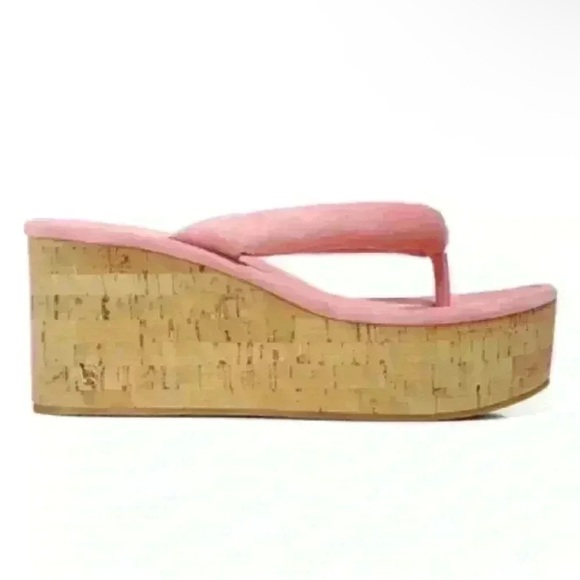 Veronica Beard Gabby Platform Cork Wedge Thong
Sandal in Dragonfruit Pink Size 8 - Picture 2 of 10
